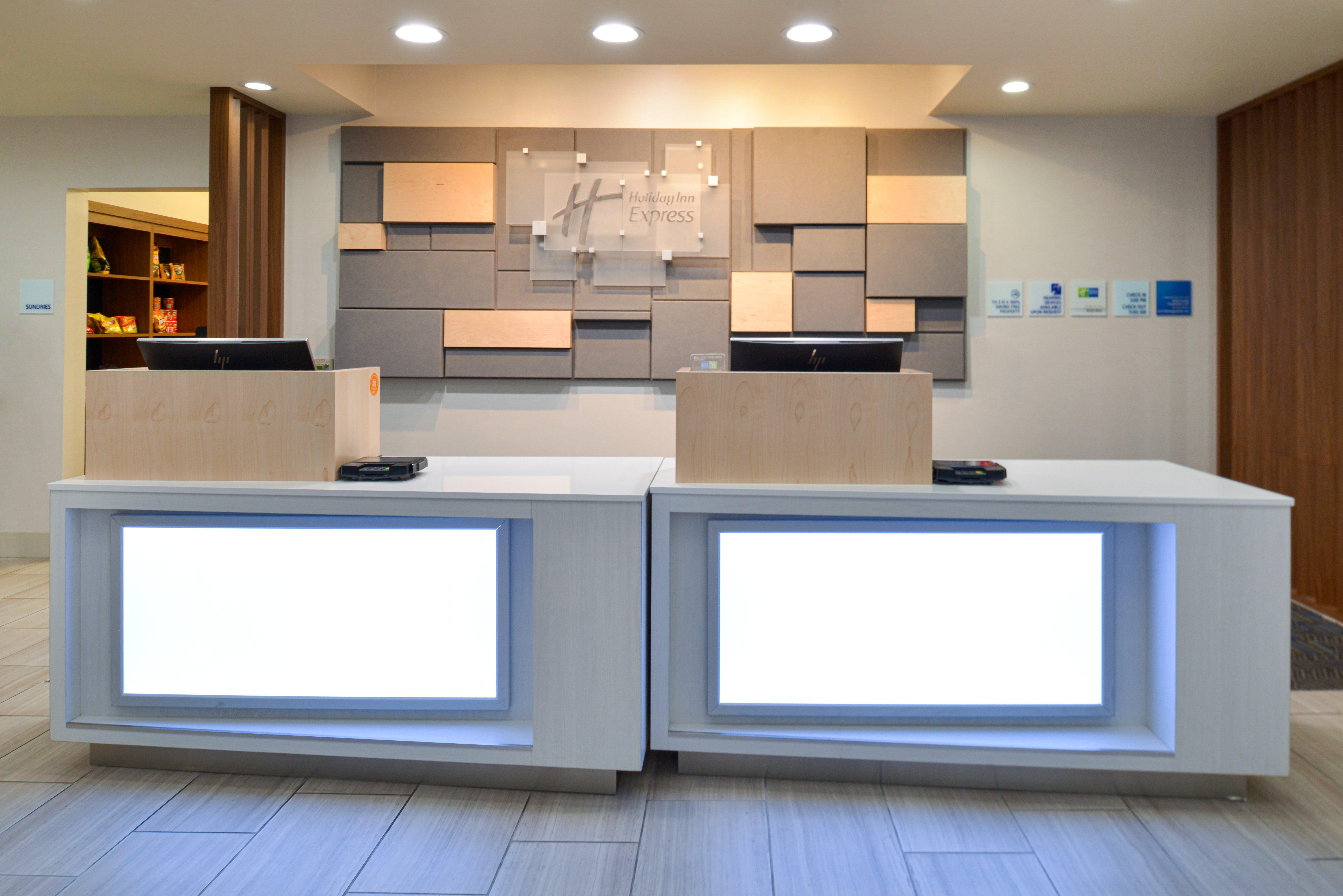 Holiday Inn Express Lodi By Ihg Екстериор снимка