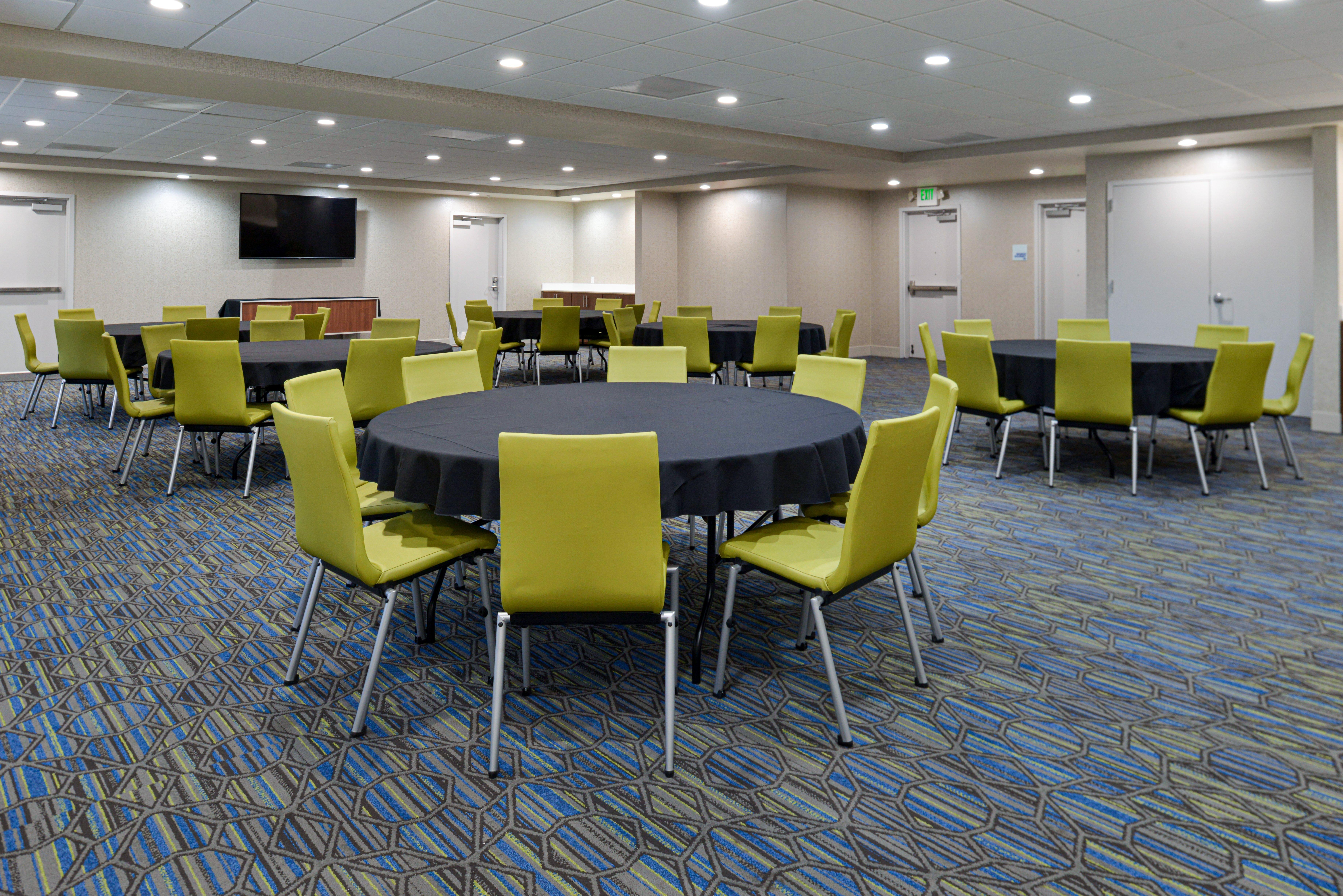Holiday Inn Express Lodi By Ihg Екстериор снимка