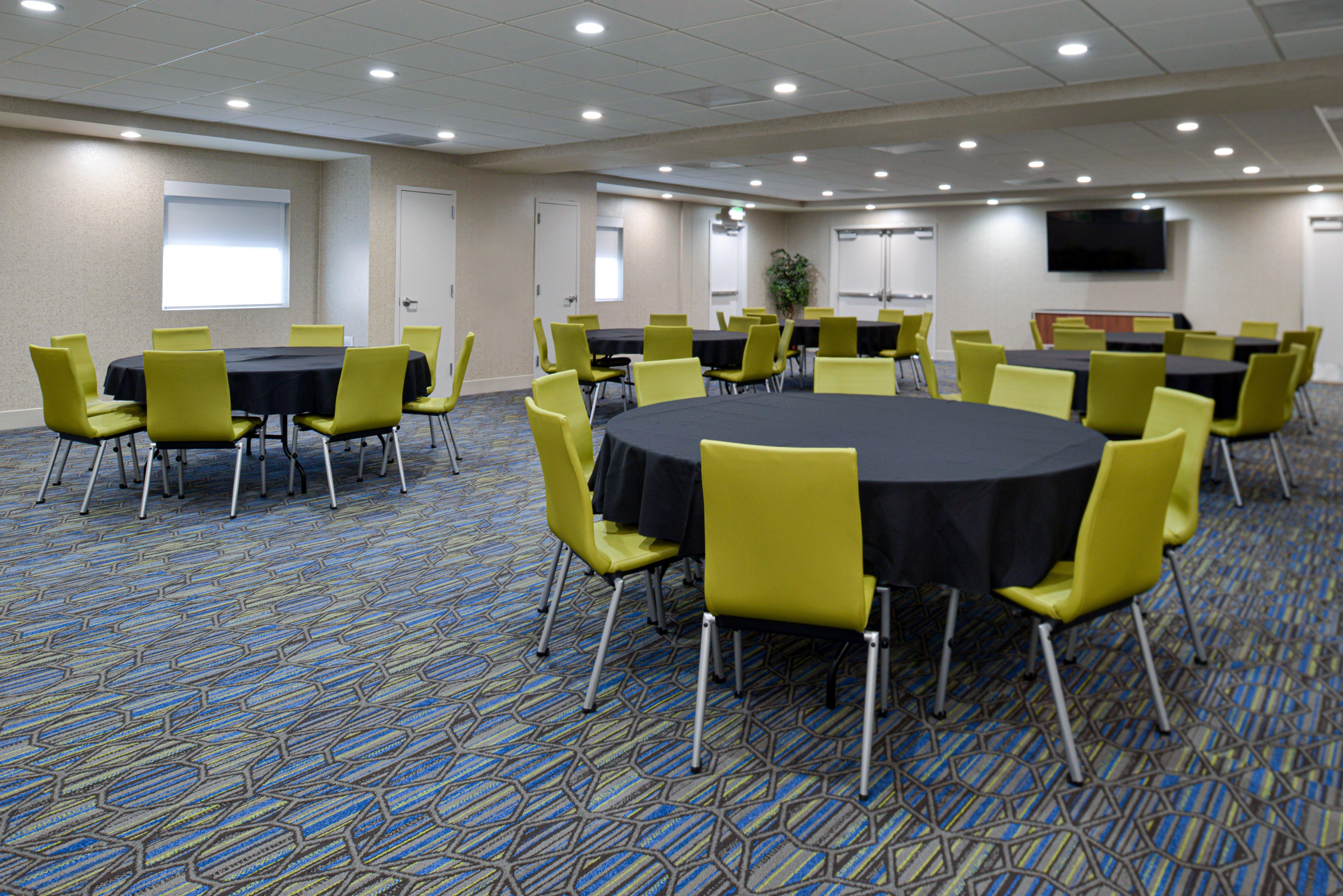 Holiday Inn Express Lodi By Ihg Екстериор снимка